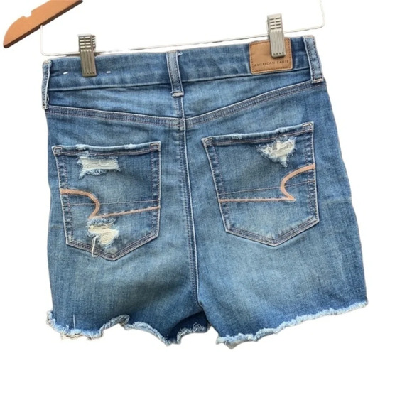 American Eagle size 0 distressed shorts - Picture 2 of 4